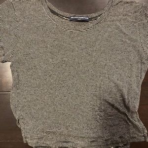 BRANDY MELVILLE STRIPED TEE